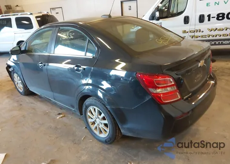 2017 Chevrolet Sonic Lt Auto из США, поврежденный, VIN 1G1JD5SHXH4118952